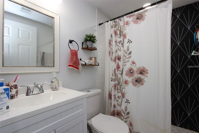 14 W KING STREET, Orlando, FL 32804
