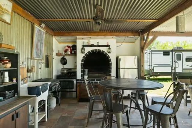 24629 N Fm 493 N, Monte Alto, TX 78538