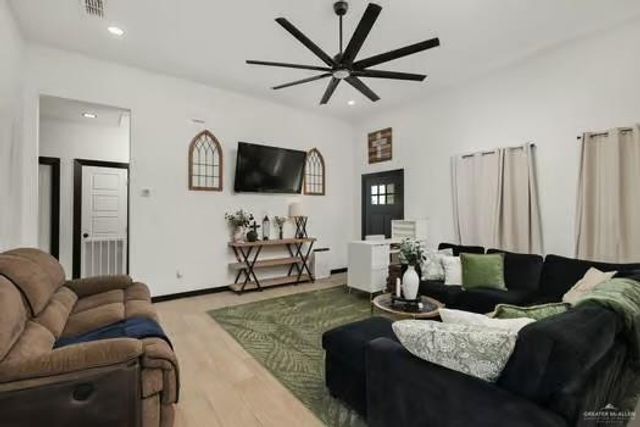 24629 N Fm 493 N, Monte Alto, TX 78538