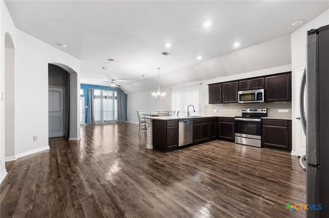 865 Stockdale Road, Copperas Cove, TX 76522