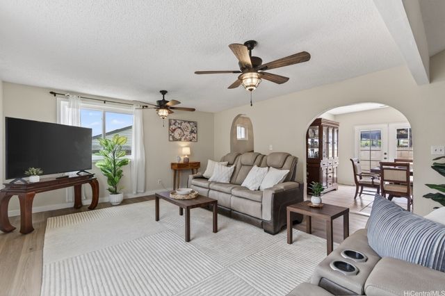 95-683 Alohilani Street, Mililani, HI 96789