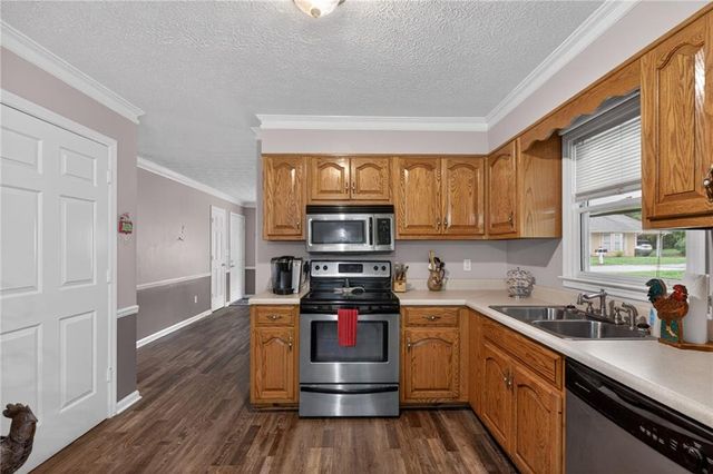 108 Villas Lane NE, Rome, GA 30165