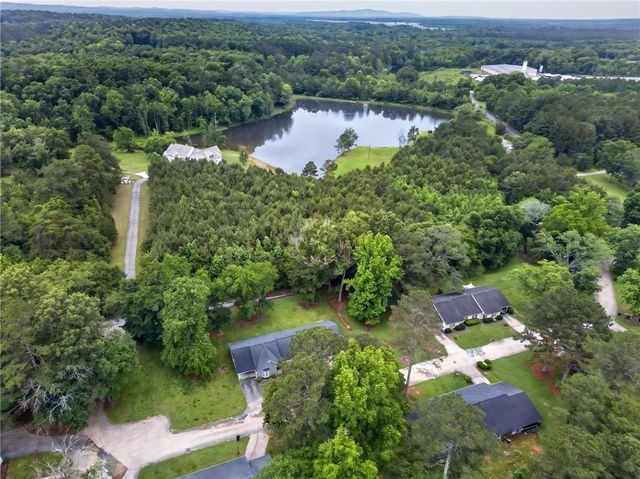 108 Villas Lane NE, Rome, GA 30165