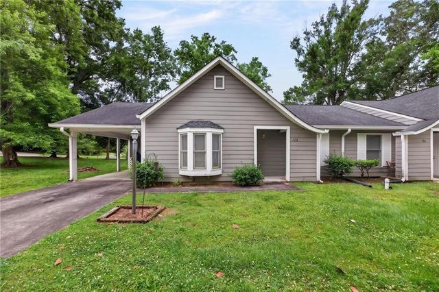 108 Villas Lane NE, Rome, GA 30165
