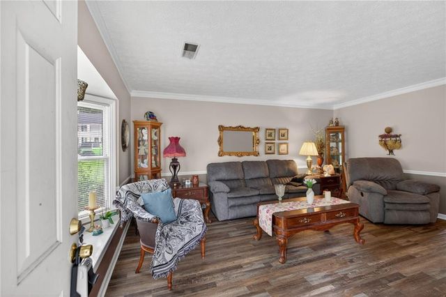 108 Villas Lane NE, Rome, GA 30165