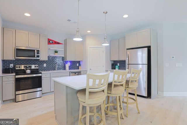 1641 Broad Street E, Athens, GA 30601