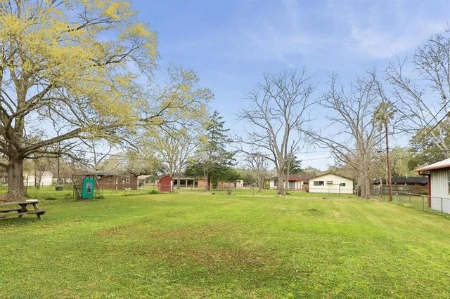 1105 Earley Street, Sweeny, TX 77480