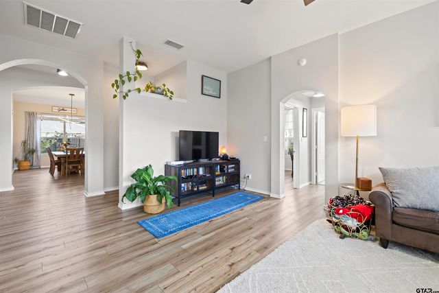 12230 Wild Horse, Tyler, TX 75706