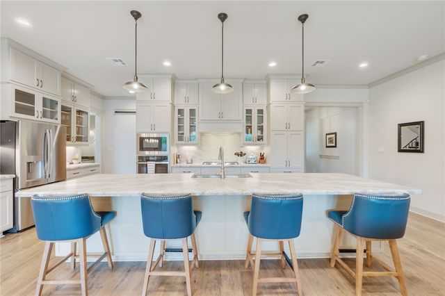 511 Old Jersey Street, College Station, TX 77840