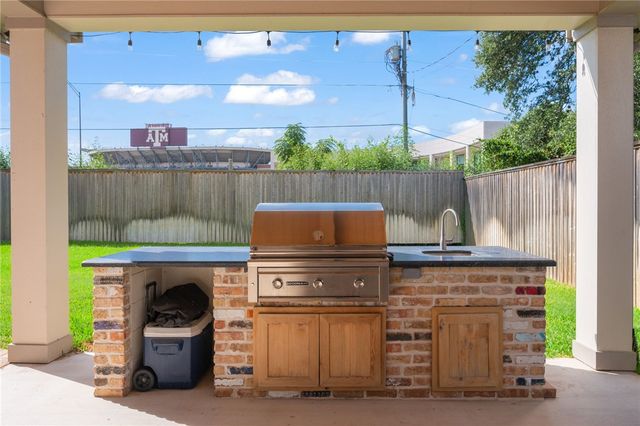 511 Old Jersey Street, College Station, TX 77840