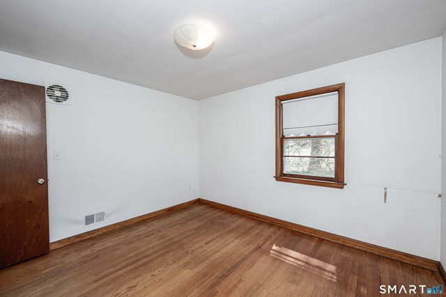 24 Norway Road, North Haven, CT 06473