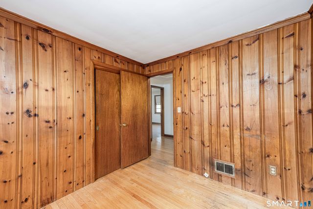 24 Norway Road, North Haven, CT 06473