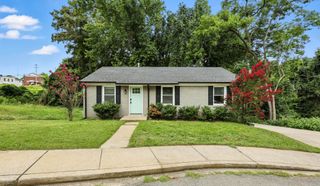 513 Adams Ct, Clarksville, TN 37040