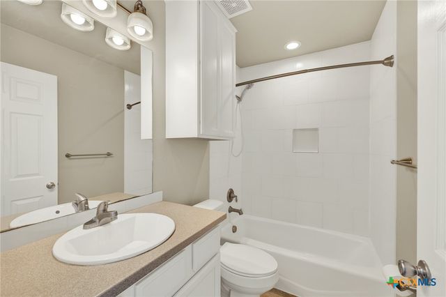 1105 Earle Street, San Marcos, TX 78666