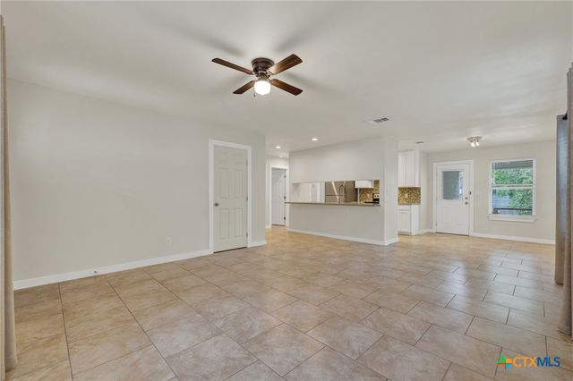 1105 Earle Street, San Marcos, TX 78666