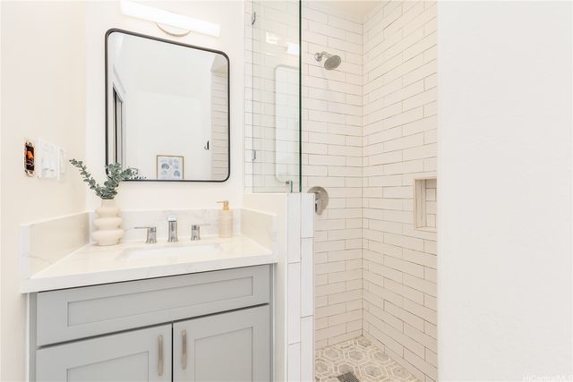 1455 Kalanikai Place 40, Honolulu, HI 96821