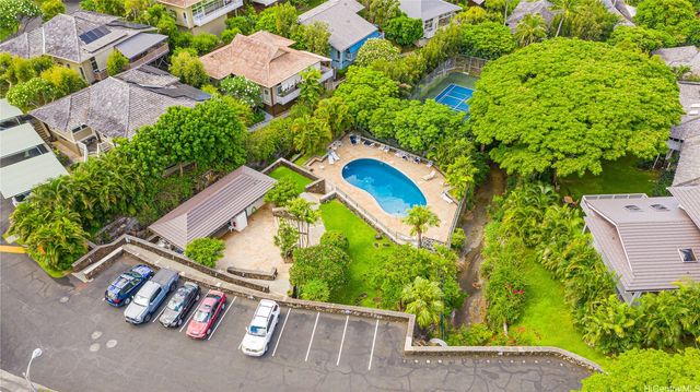 1455 Kalanikai Place 40, Honolulu, HI 96821