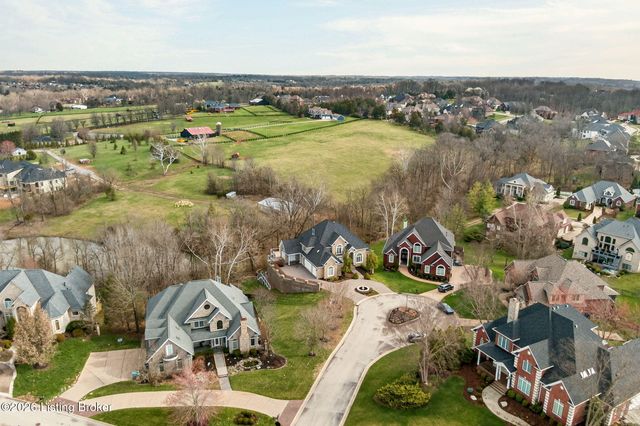 502 Weatherford Pl, Louisville, KY 40245