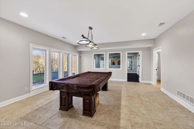 502 Weatherford Pl, Louisville, KY 40245