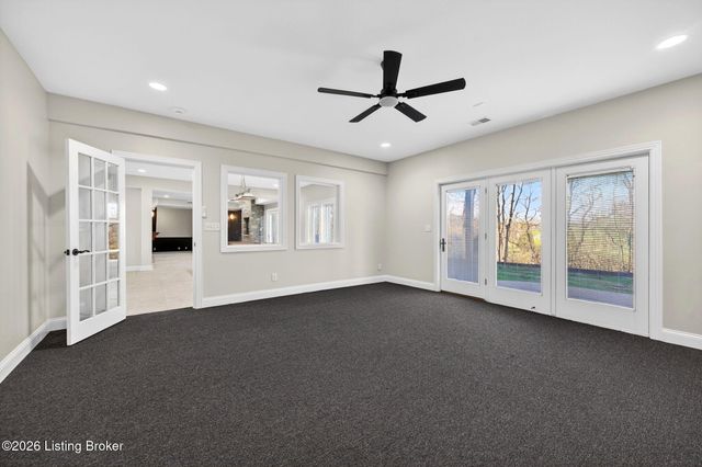 502 Weatherford Pl, Louisville, KY 40245