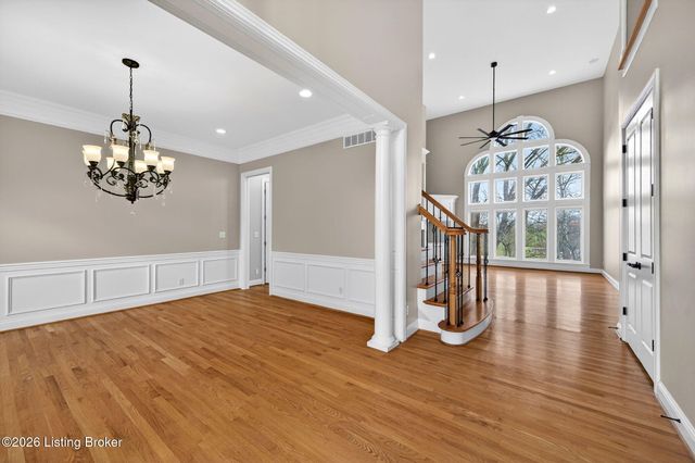 502 Weatherford Pl, Louisville, KY 40245