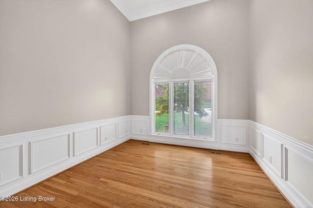 502 Weatherford Pl, Louisville, KY 40245