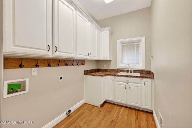 502 Weatherford Pl, Louisville, KY 40245