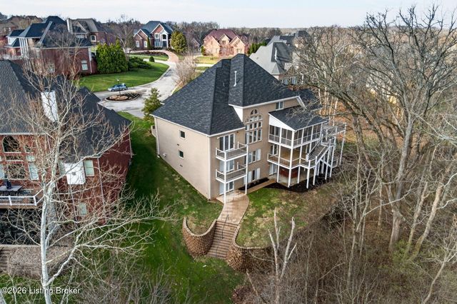 502 Weatherford Pl, Louisville, KY 40245