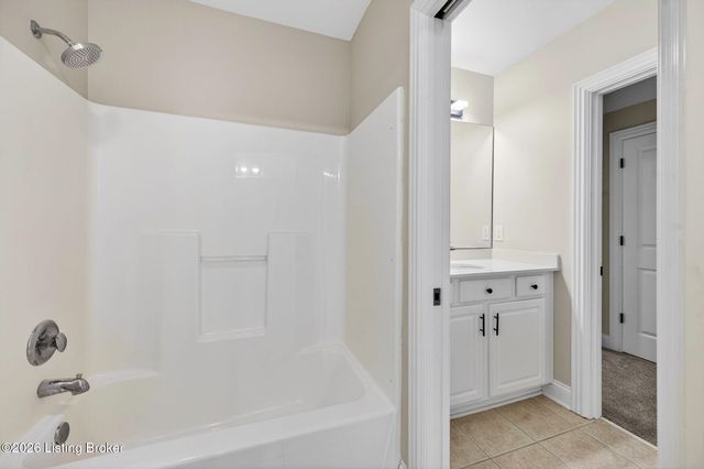502 Weatherford Pl, Louisville, KY 40245