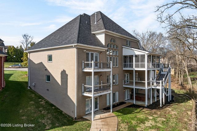 502 Weatherford Pl, Louisville, KY 40245