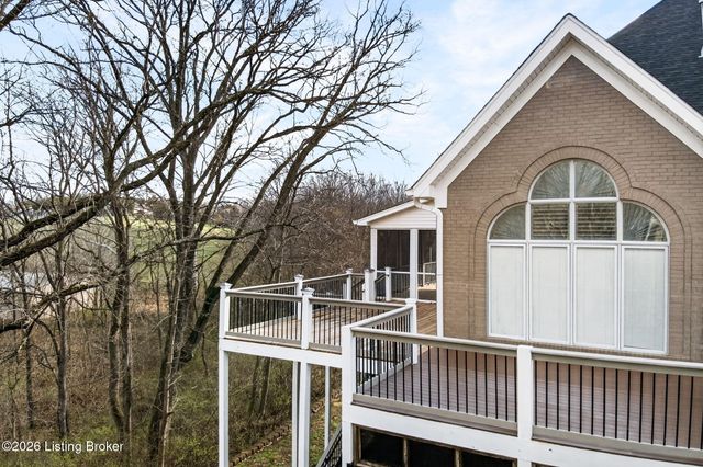 502 Weatherford Pl, Louisville, KY 40245