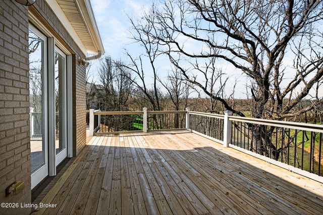 502 Weatherford Pl, Louisville, KY 40245