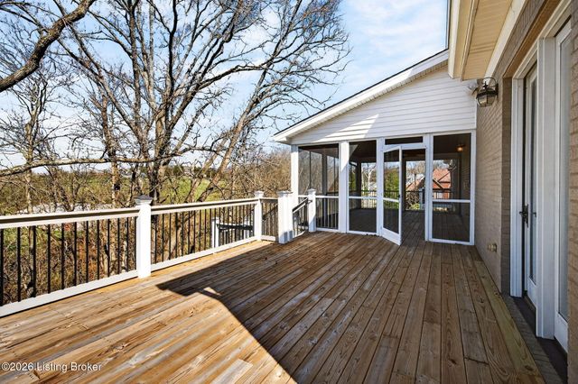 502 Weatherford Pl, Louisville, KY 40245