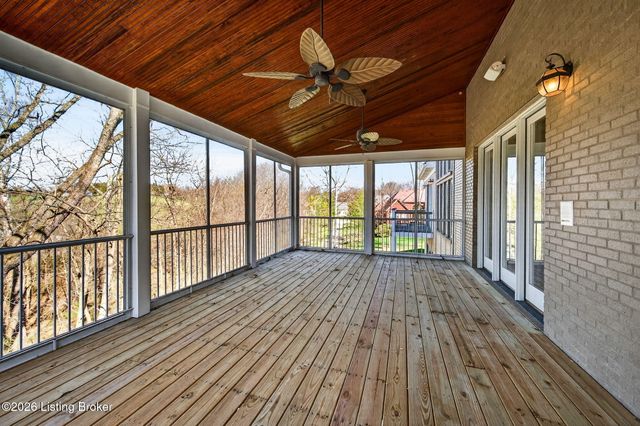 502 Weatherford Pl, Louisville, KY 40245