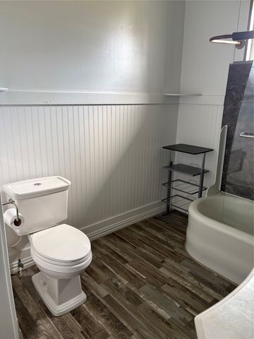 423 E Navasota Street, Groesbeck, TX 76642