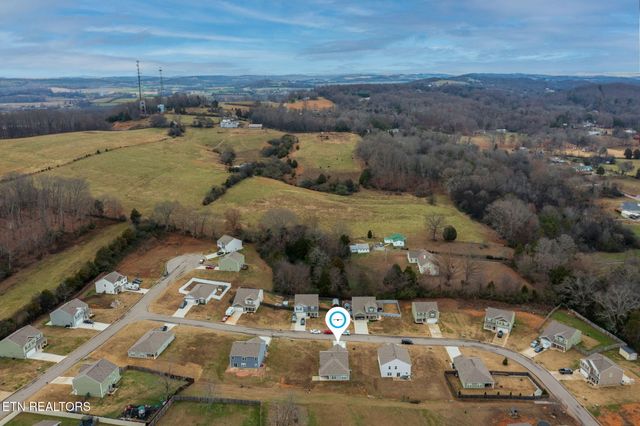 223 Ambernic Way, Sweetwater, TN 37874