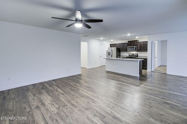 223 Ambernic Way, Sweetwater, TN 37874