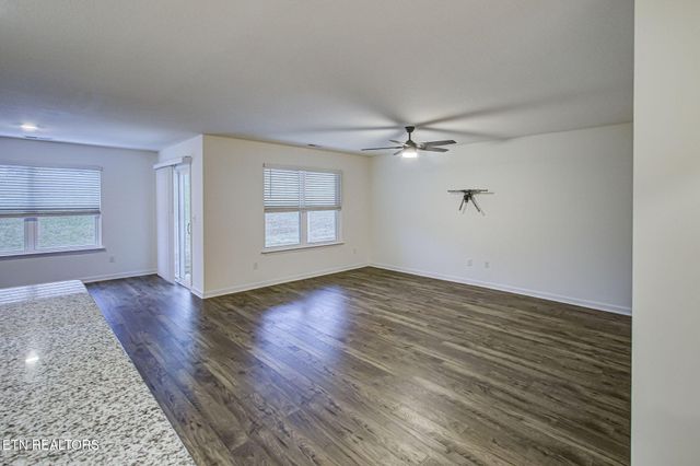 223 Ambernic Way, Sweetwater, TN 37874