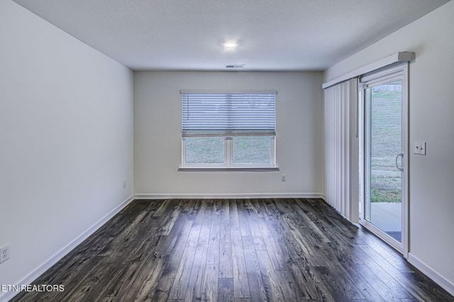 223 Ambernic Way, Sweetwater, TN 37874