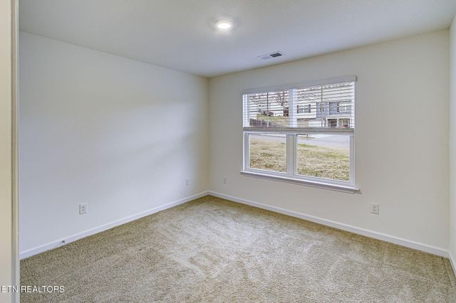 223 Ambernic Way, Sweetwater, TN 37874