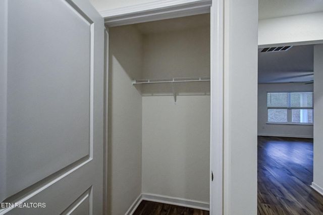 223 Ambernic Way, Sweetwater, TN 37874