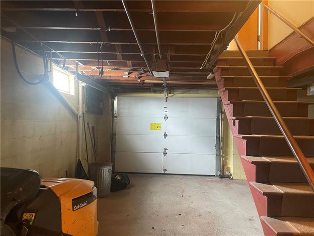 9 Mount Pleasant Drive, Bainbridge, NY 13733