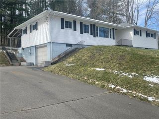 9 Mount Pleasant Drive, Bainbridge, NY 13733