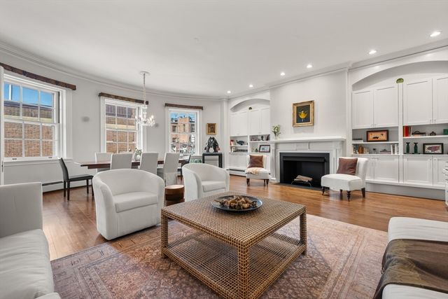 95 Beacon 9, Boston, MA 02108