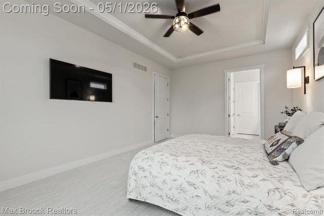 5526 Helmsdale Boulevard, West Bloomfield, MI 48322