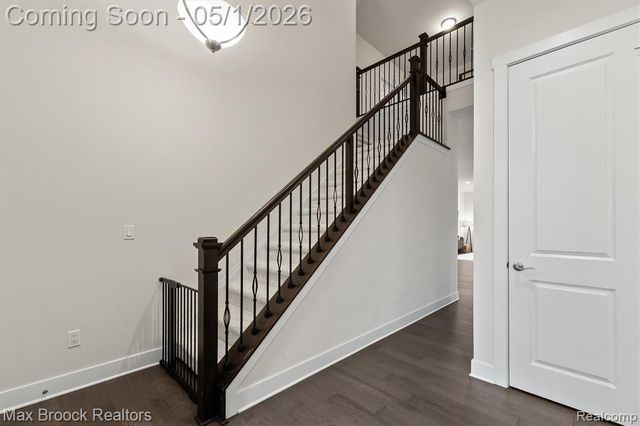 5526 Helmsdale Boulevard, West Bloomfield, MI 48322