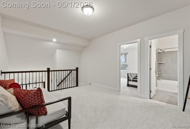 5526 Helmsdale Boulevard, West Bloomfield, MI 48322