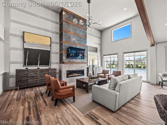 5526 Helmsdale Boulevard, West Bloomfield, MI 48322
