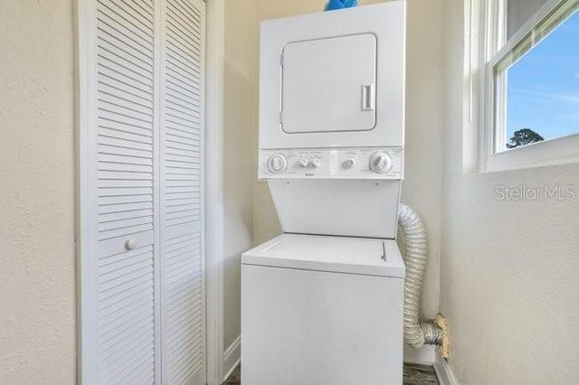 1809 PEAR AVENUE, Sanford, FL 32771