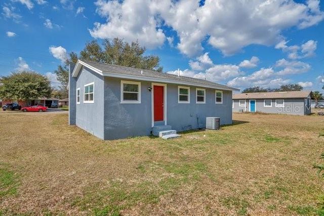 1809 PEAR AVENUE, Sanford, FL 32771